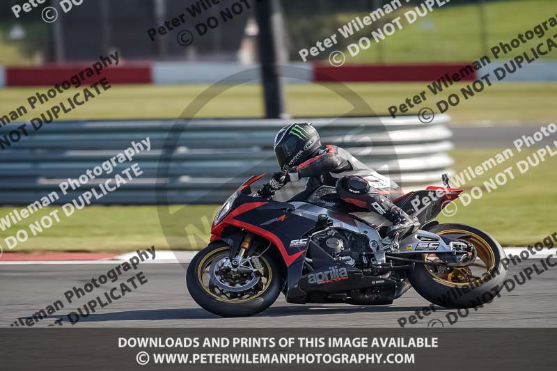 donington no limits trackday;donington park photographs;donington trackday photographs;no limits trackdays;peter wileman photography;trackday digital images;trackday photos